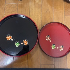 お盆　2つの画像