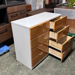 A1647🌟配送♻️設置可能‼️ 4段2例チェスト家具収納依頼タンス幅98cm🌟の画像