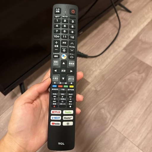 「32インチでちょうどいいサイズ感！」
テレビ　TCL