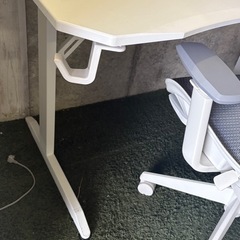 美品　ニトリ ゲーミングデスク　チェア　セットの画像