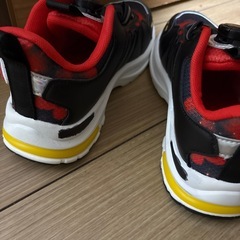 スニーカー　新品　22の画像