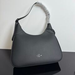 [コーチ] Ella シリーズ ハート hobo バッグ トートバッグの画像
