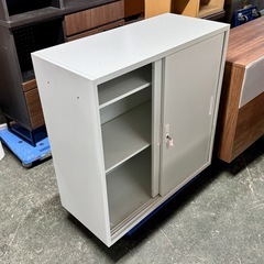 A1639🌟配送♻️設置可能‼️ オフィス用　収納庫　書庫　鍵付き🌟の画像
