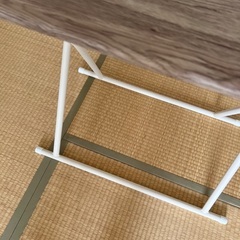 テーブル/折りたたみ可能の画像