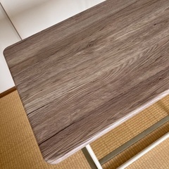 テーブル/折りたたみ可能の画像