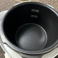 美品♥️電気圧力鍋LPCT12の画像