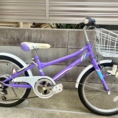 サイクルベースあさひ 自転車20インチ 女の子 6段変速
の画像