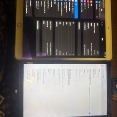 iPadプロ10.5インチとLenovoタブM10HDのセットの画像