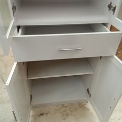 リユースのサカイ栃木店★ジモティ割あり★  食器棚 ホワイト W59×D46×H180.2 クリーニング済み TC11098の画像