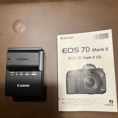 一眼レフカメラ10/16お取引できる方2000円値下げします。　の画像