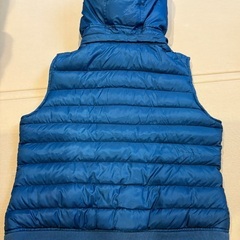 LACOSTE 羽毛ベストLの画像