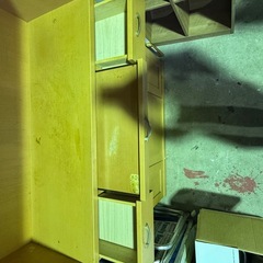 食器棚の画像