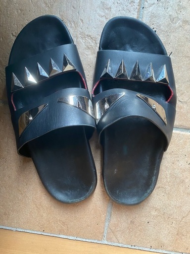 FENDI メンズサンダル