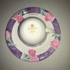 ジバンシー　カップ＆ソーサー①の画像