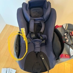 【アップリカ】新生児から使えるチャイルドシートの画像