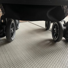 Combi  ベビーカー　メチャカル　オート4キャス　エッグショックの画像