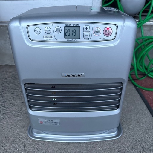 チェックOK! 2018年 ダイニチ 石油ファンヒーター 3.2kw 6〜8畳