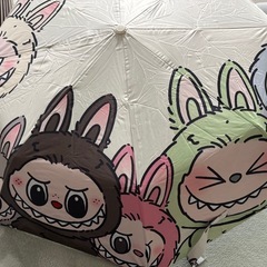 折りたたみ傘　ラブブの画像