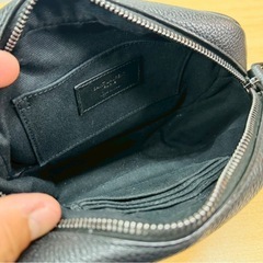 定価約18万円⭐️SAINT LAURENT （サンローラン）小バッグ ⭐️ 本日引取可能な方は30000円に値下げします！ の画像