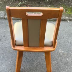【リサイクルショップどりーむ天保山店】No.4475 ダイニングチェア 椅子 回転式 モダンの画像