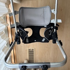 犬用車椅子　の画像
