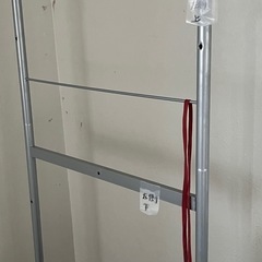 伸縮ラックの画像