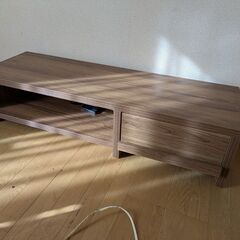 テレビボードの画像