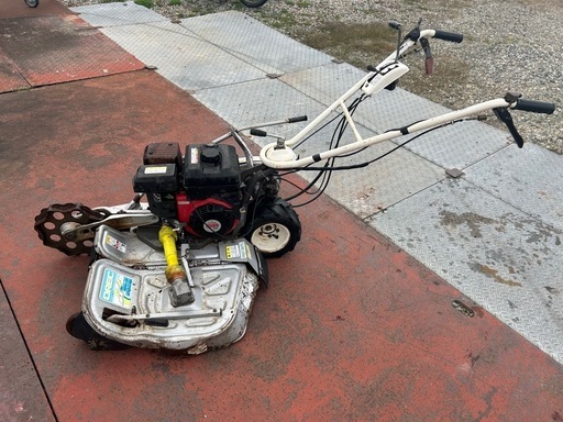 自走式草刈機　WM726TL 動作品