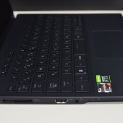 中古良品 13.4型モバイルPC ROG Flow X13 GV301RC Windows11+office 爆速SSD512GB AMD Ryzen 7 6800H/RTX3050/メモリ32GB/WEBカメラ/無線の画像