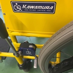 子供用車椅子　KAC-NB32【足置きステップ板タイプ】【介助ブレーキ付】の画像