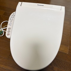 【受付中】⭐️差し上げます⭐️温水洗浄便座 パナソニック 使用問題ナシ👌 オフホワイトの画像