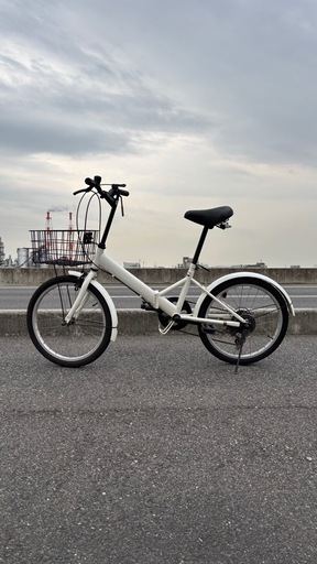 【整備士による点検済み】　☆前後中古タイヤ☆   折り畳み自転車　防犯登録料込価格︎‼︎ 整備士による点検済み】 ☆美品です☆ 16型 子供車 防犯登録料込価格 