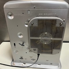 DAINICHI ダイニチ ブルーヒーター FW-3218S ライトシルバー 石油ファンヒーター 2018年製 タンク容量5.0L 木造9畳 コンクリ12畳 稼働確認 中古品 ④の画像