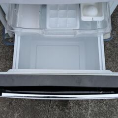  Hisense ハイセンス 2ドア 冷凍冷蔵庫 150L HR-D15C 大容量ドアポケット 自動霜取り 2019年の画像