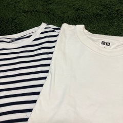 ユニクロ半袖Tシャツ2枚の画像