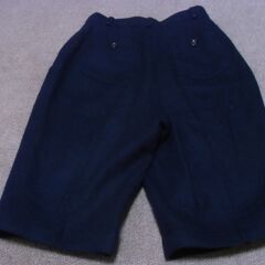 ★ネイビー ELLE SPORTS ハーフパンツ Mサイズ お譲りします。★期間限定★お洋服複数購入で割引★の画像
