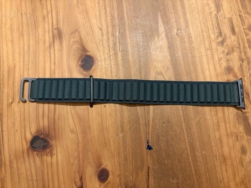 Apple Watch ultra　アルパインループ　ブラックチタニウム　ダークグリーン