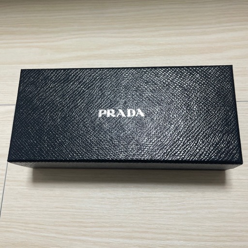 PRADA　眼鏡
