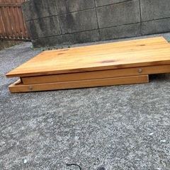 机の画像
