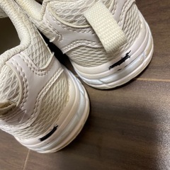 瞬足　白　キッズ　17.5cmの画像