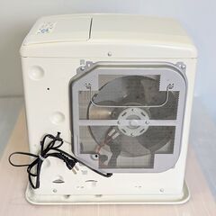 石油ファンヒーター 4400円！ 寒くなる前に♪ ダイニチ (Dainichi) 石油ファンヒーター (木造11畳まで/コンクリート15畳まで) Sタイプ ウォームホワイト FW-4221S-Wの画像