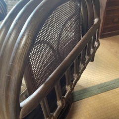 ラタン 籐 リクライニング、回転 サイドにラック、棚付 近所無料
お届け　アンティークの画像