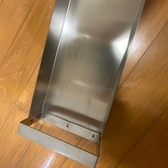 ステンレス コンロ奥 排気口カバー　調味料ラックの画像