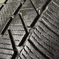 B-26 タイヤ 中古 BRIDGESTONE STUDLESS BLIZZAK VRX3 195/65R15の画像