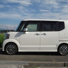 🌟平成26年式 N-BOXカスタムターボ・禁煙ターボ車 両側電動スライドドア・車検受けたて🌟の画像