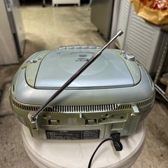 ポータブルCDカセットラジオプレーヤー
の画像