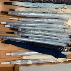 【お譲り先決定済み】長傘20本　折りたたみ傘5本　差し上げますの画像