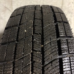 B-27 タイヤ 中古　NANKANG STUDLESS ICE ACTIVA AW-1 175/55R15の画像