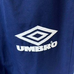 アンブロ ウインドブレーカーパンツ ピステ 裏メッシュ M ネイビー メンズ UMBRO サッカー ウインドブレーカーの画像
