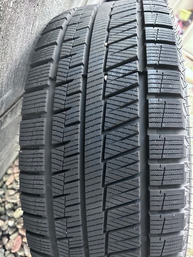 GRIPMAX GRIP ICE X 16インチタイヤセット 205/55/16